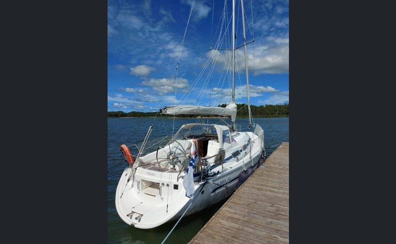 Bavaria 32 Cruiser-kuva-1